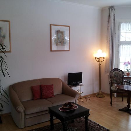 Villa Biso Solingen Rum bild