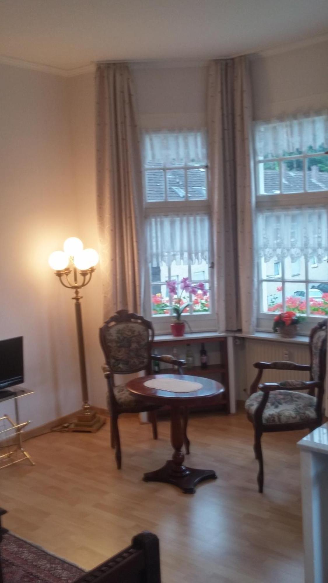 Villa Biso Solingen Exteriör bild
