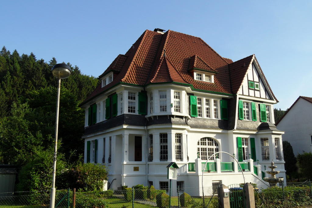 Villa Biso Solingen Exteriör bild