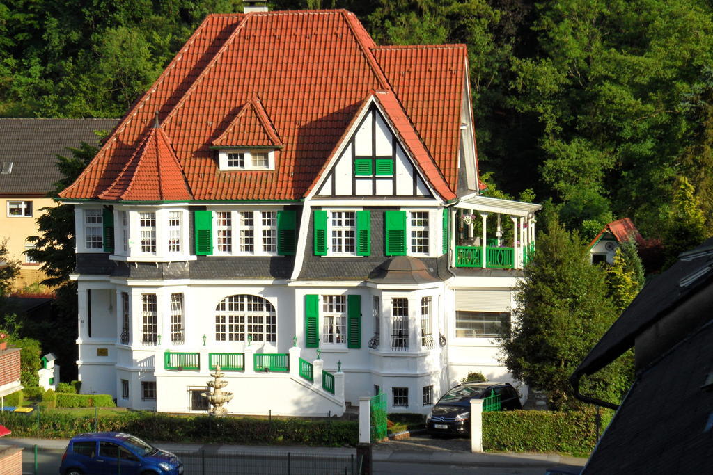 Villa Biso Solingen Rum bild